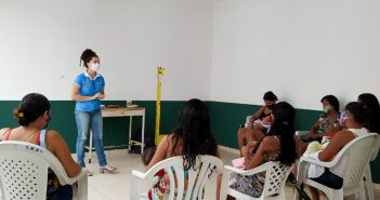 Comunidade recebe oficina sobre alimentação infantil